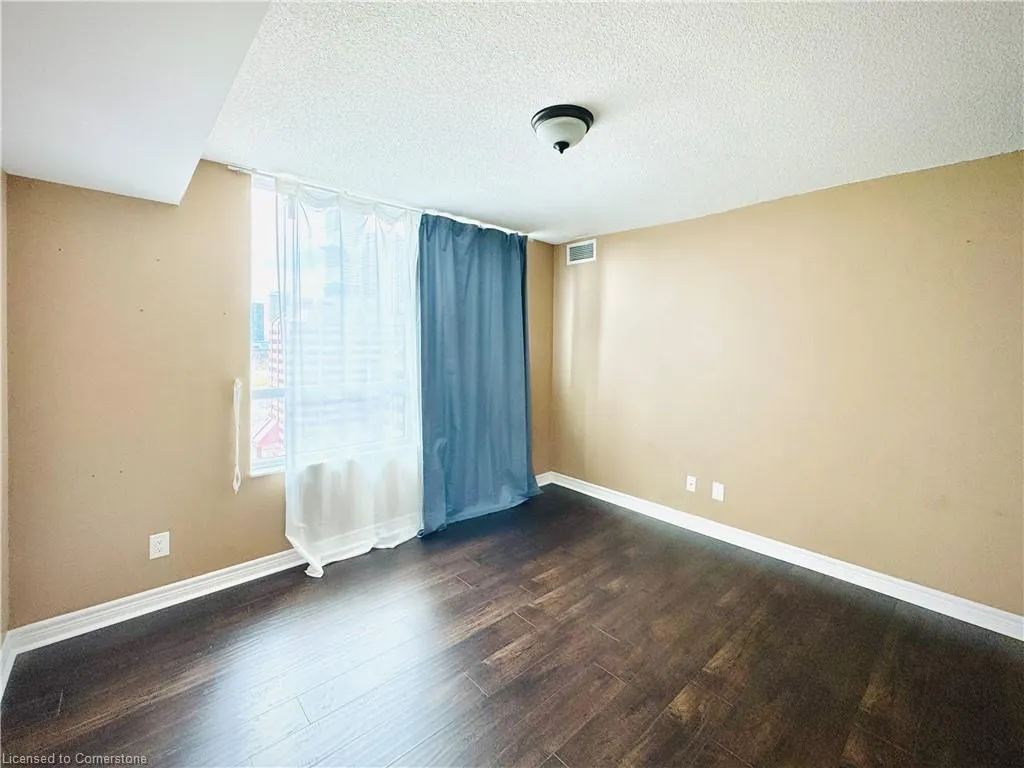 208 Enfield Place, #2108
