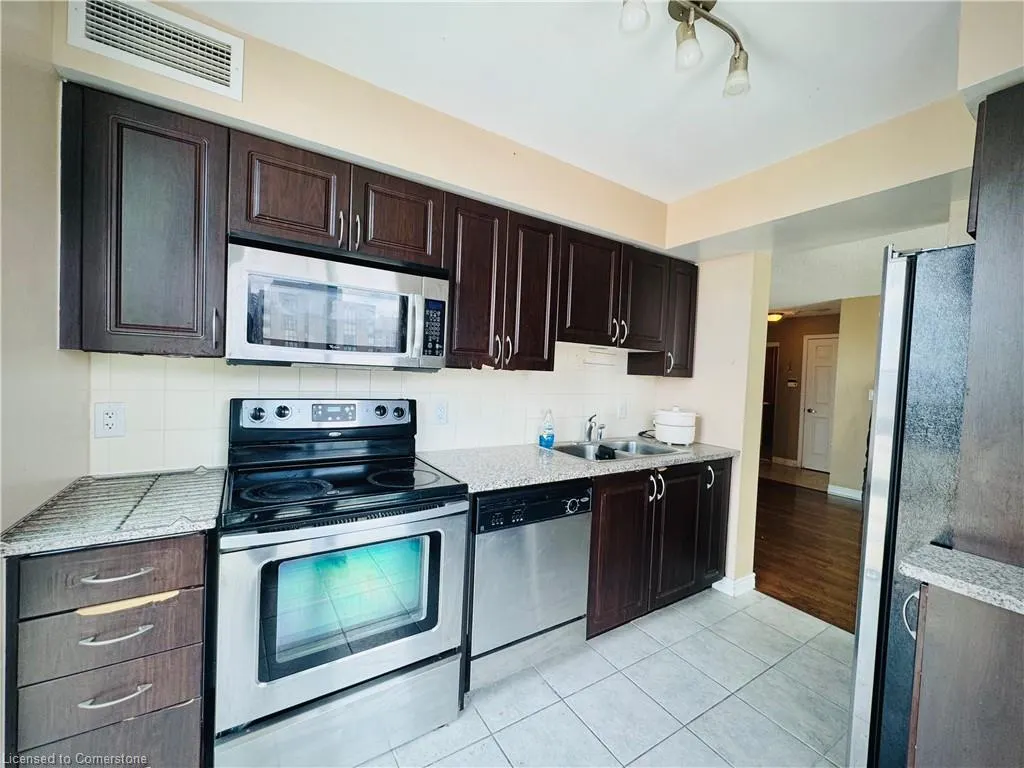208 Enfield Place, #2108