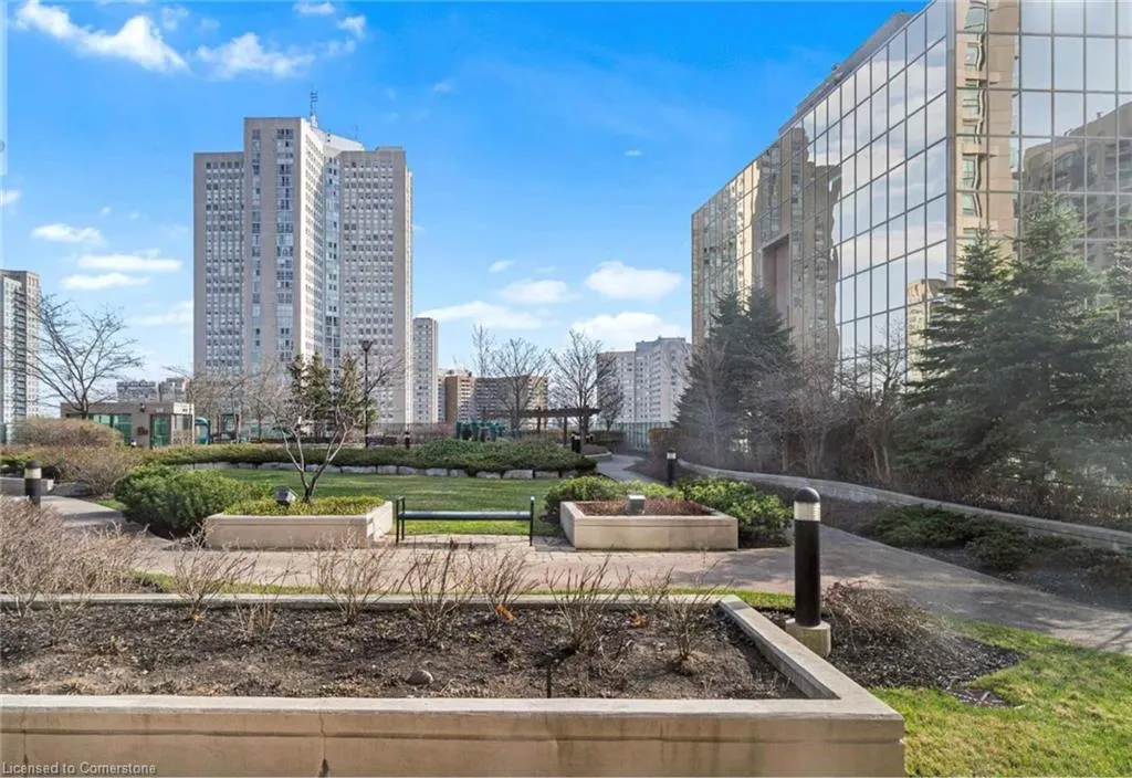 208 Enfield Place, #2108