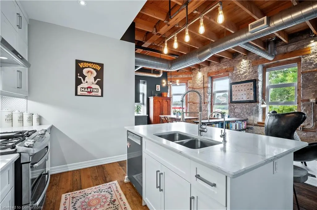 25 Concession Street, #201