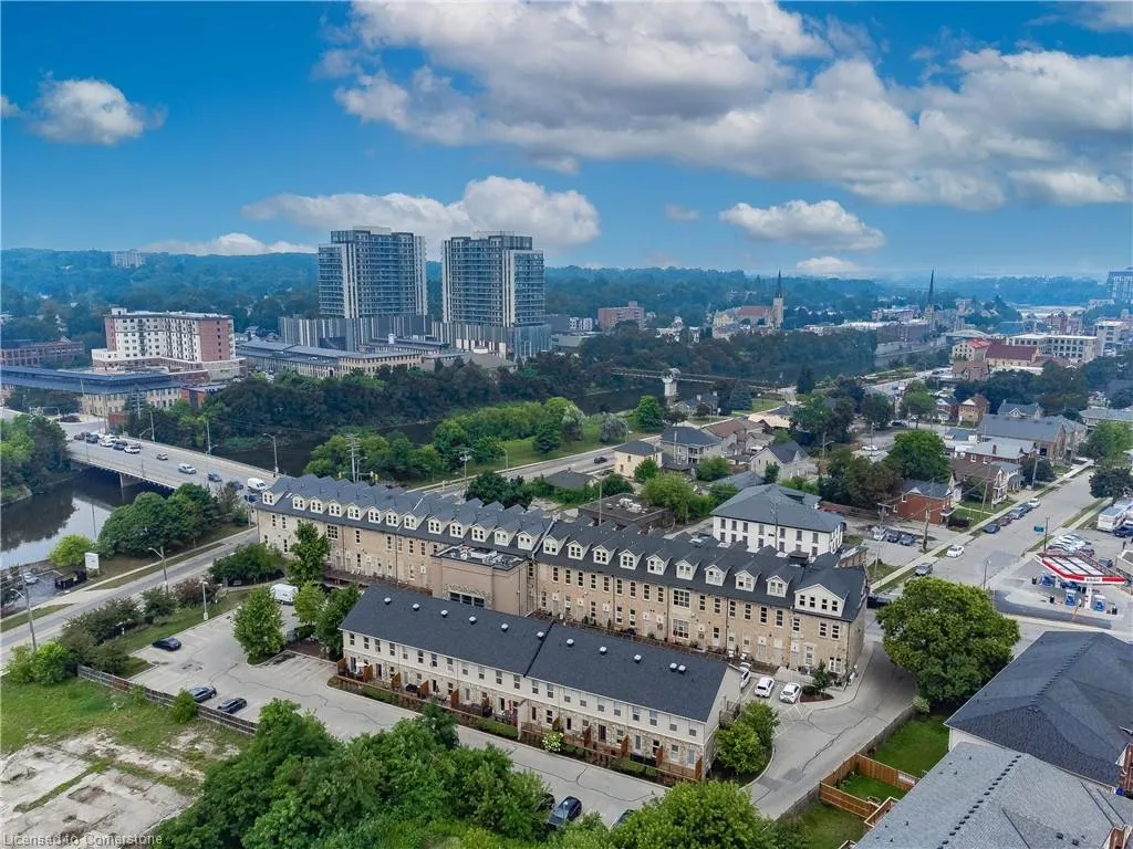 25 Concession Street, #201