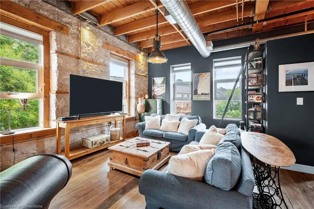25 Concession Street, #201