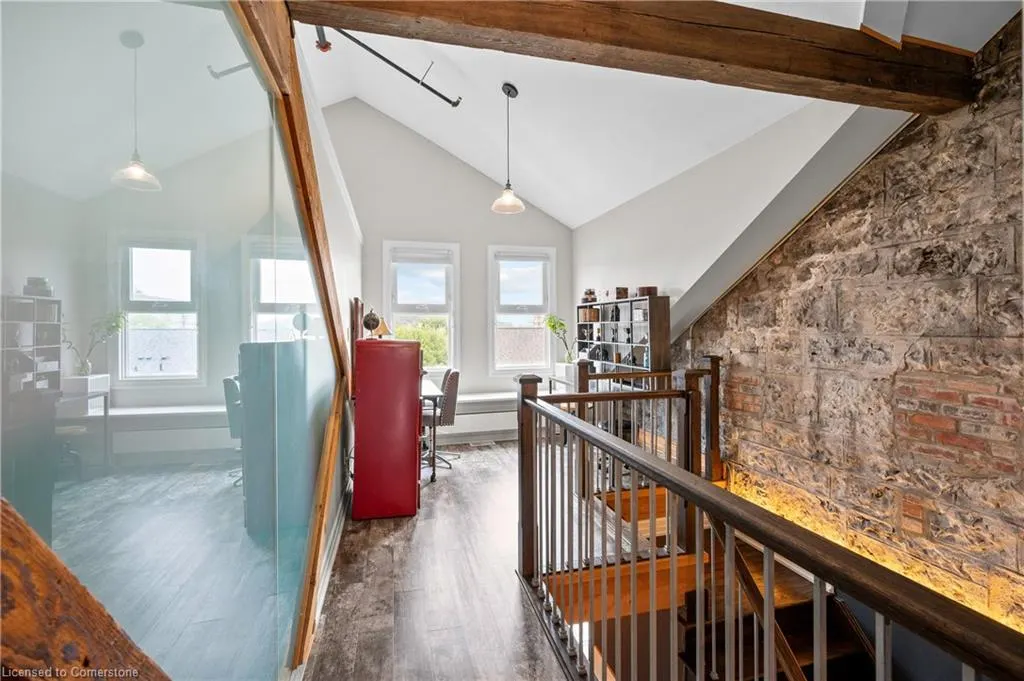 25 Concession Street, #201