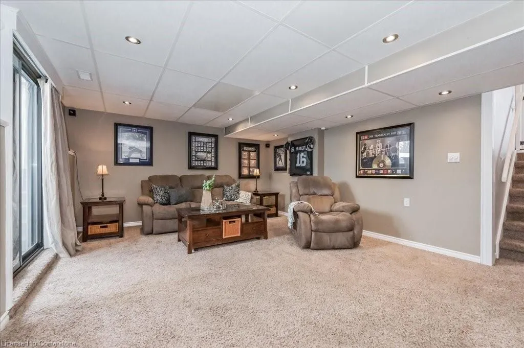 15 Wellington Drive