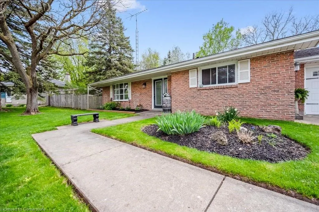 15 Wellington Drive