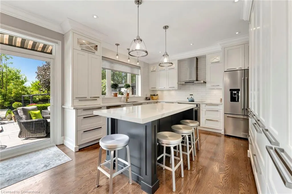 2469 Whistling Springs Crescent