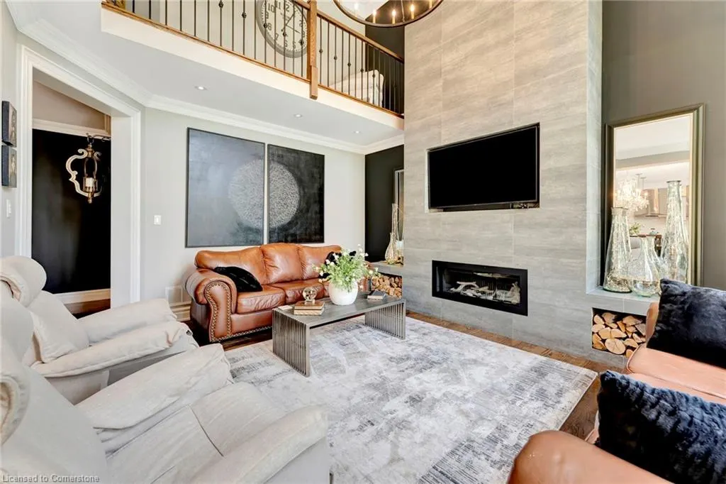 2469 Whistling Springs Crescent