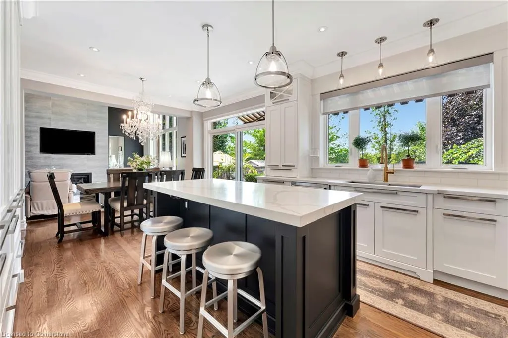 2469 Whistling Springs Crescent