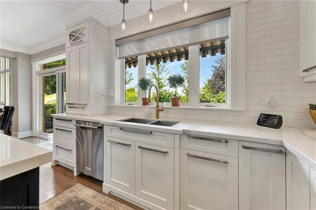 2469 Whistling Springs Crescent