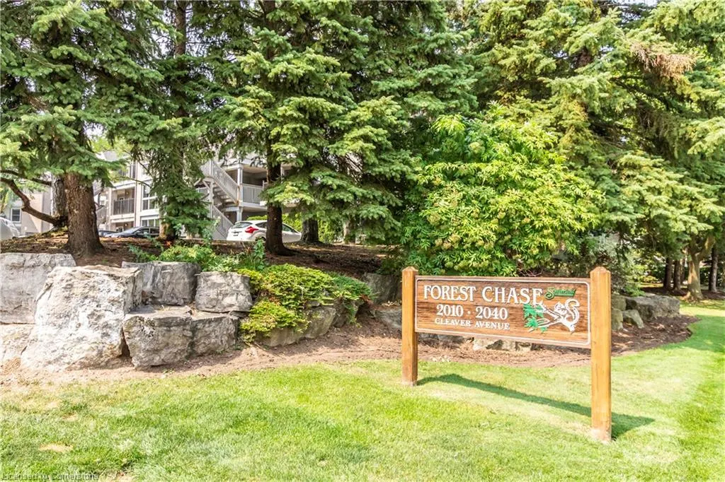2010 Cleaver Avenue, #207