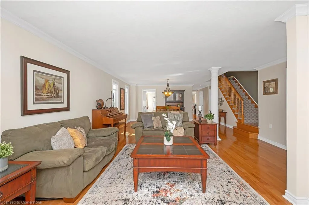 22 Waterford Crescent