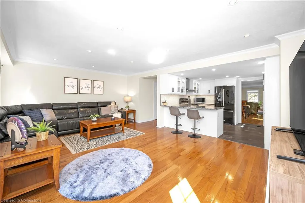 22 Waterford Crescent