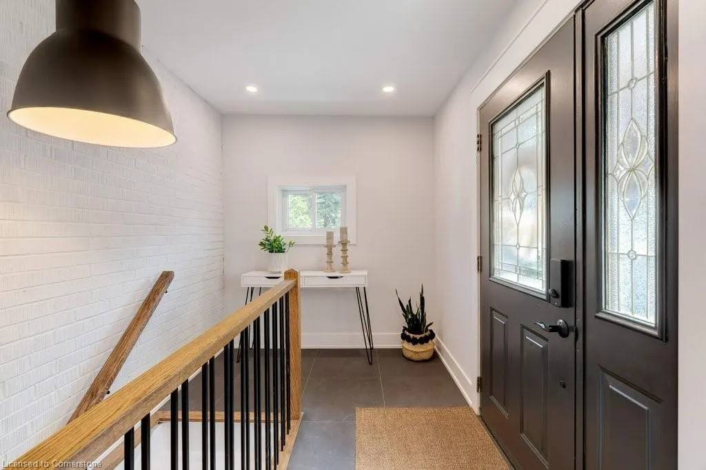 258 Gardenview Drive