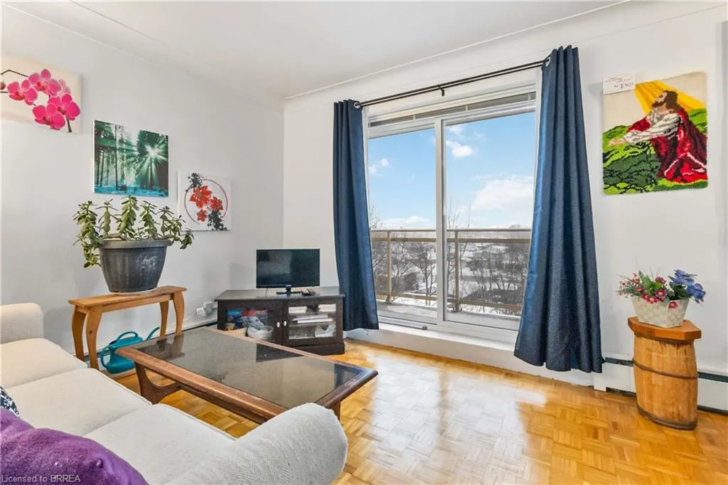 87 St George Street, #604