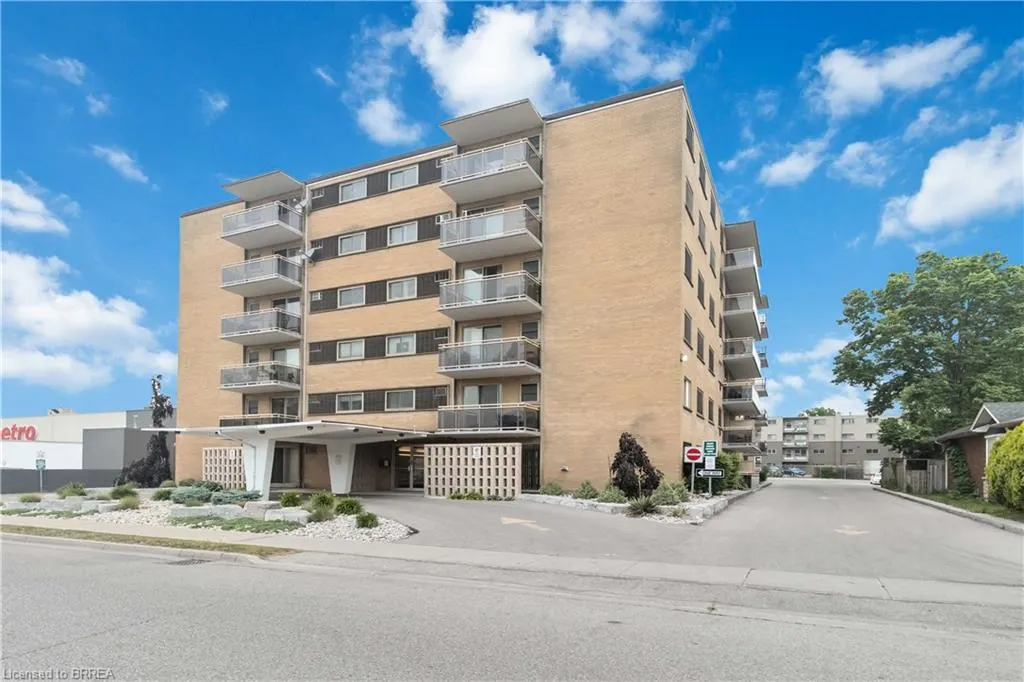 87 St George Street, #604
