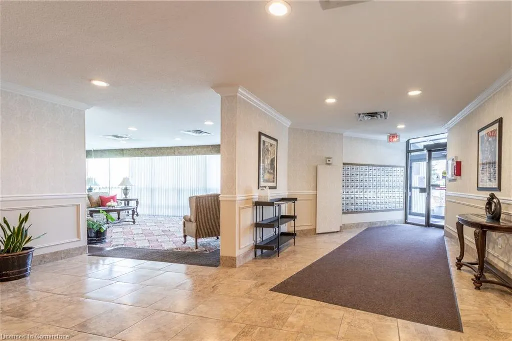 5070 Pinedale Avenue, #101