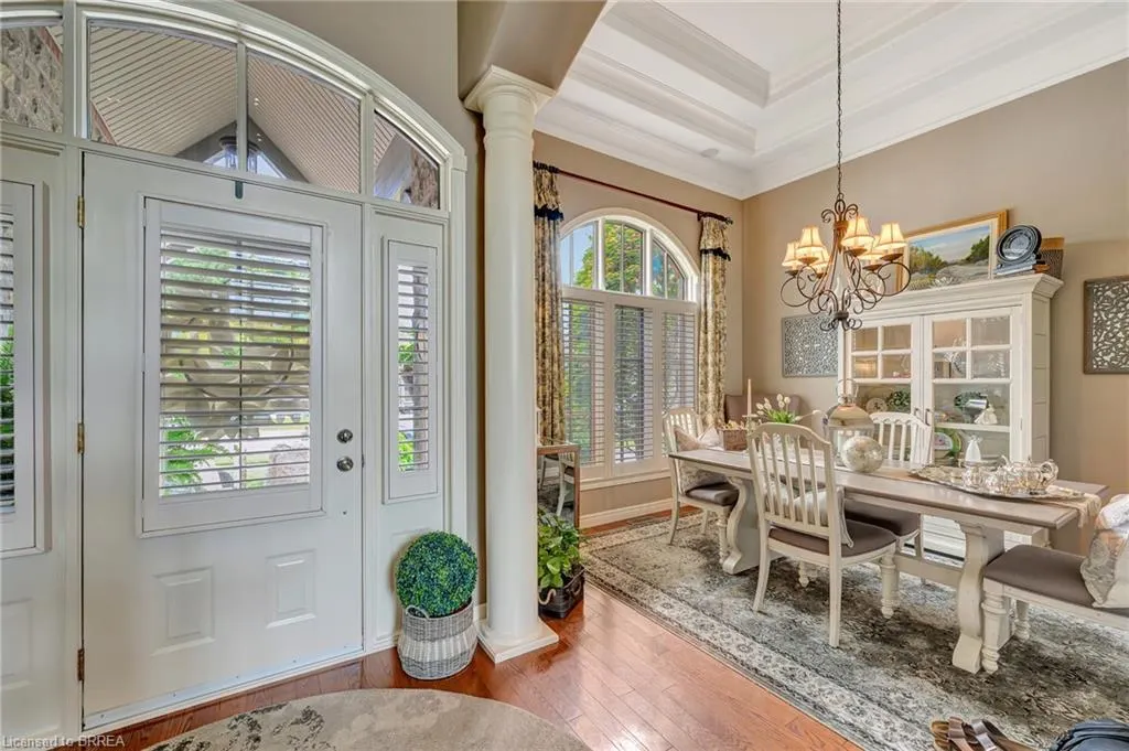4 Macdonald Crescent