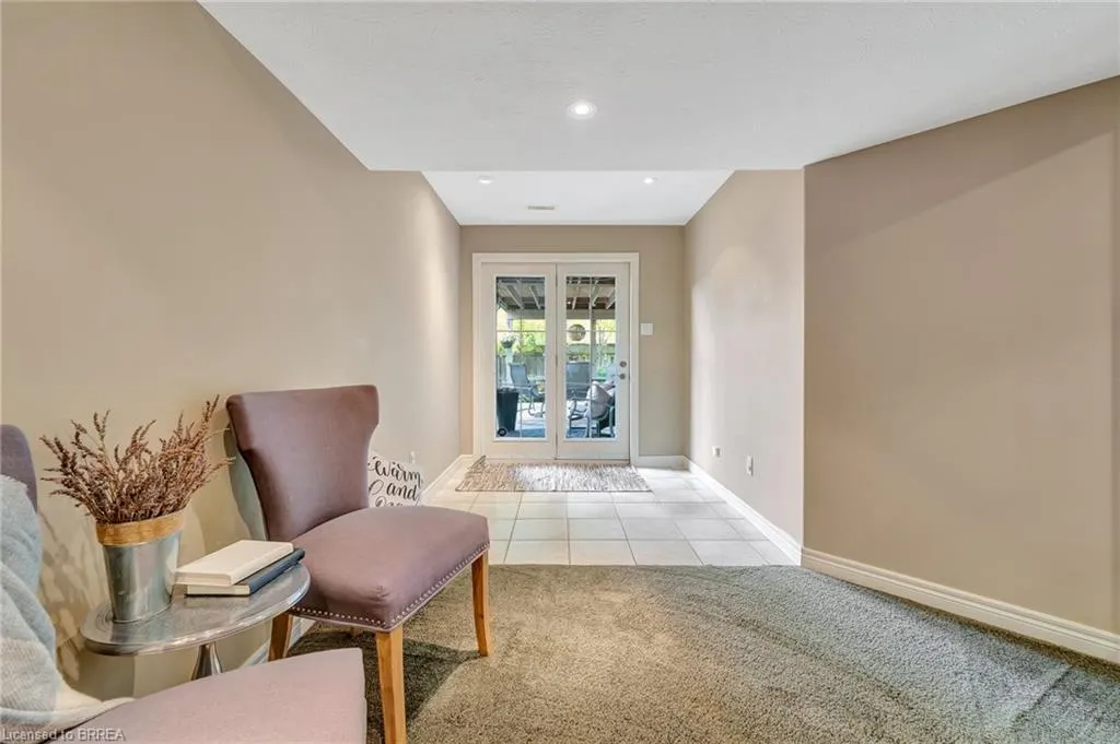4 Macdonald Crescent