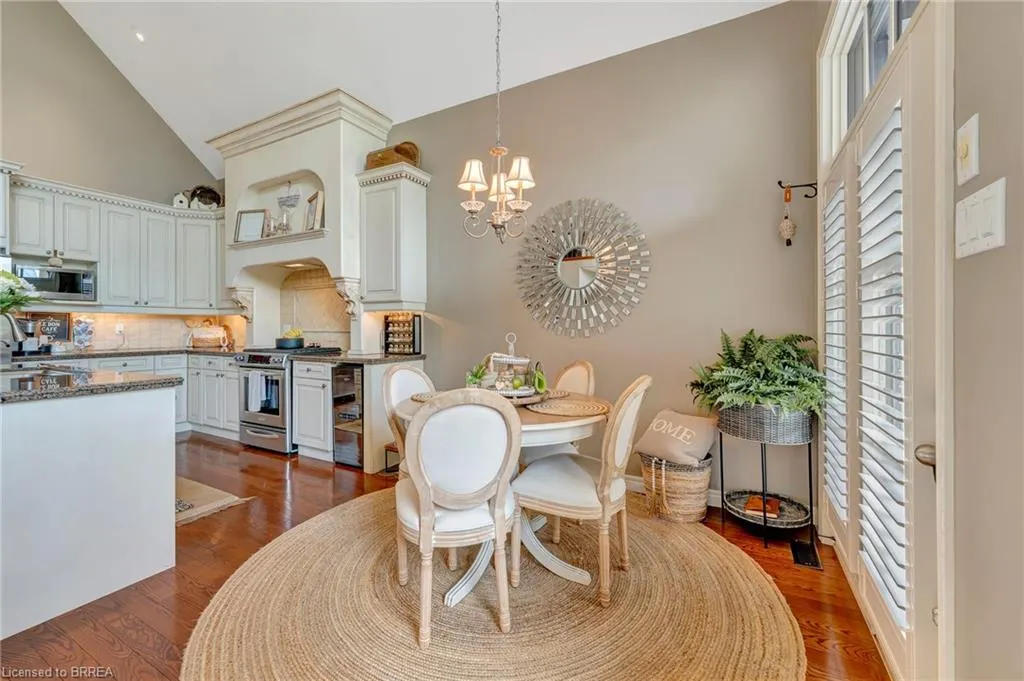 4 Macdonald Crescent