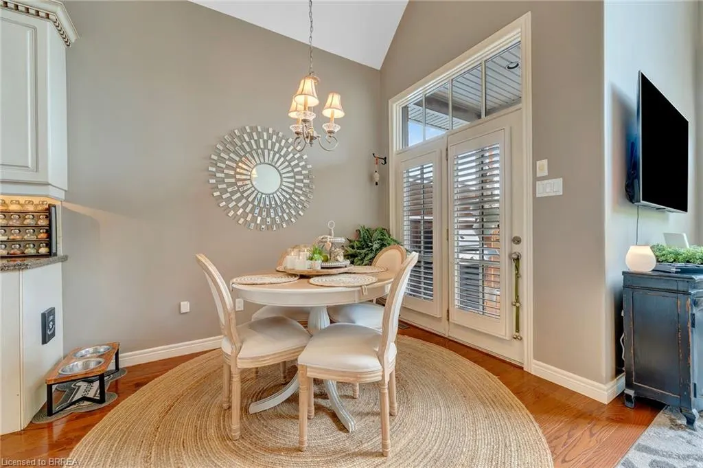 4 Macdonald Crescent