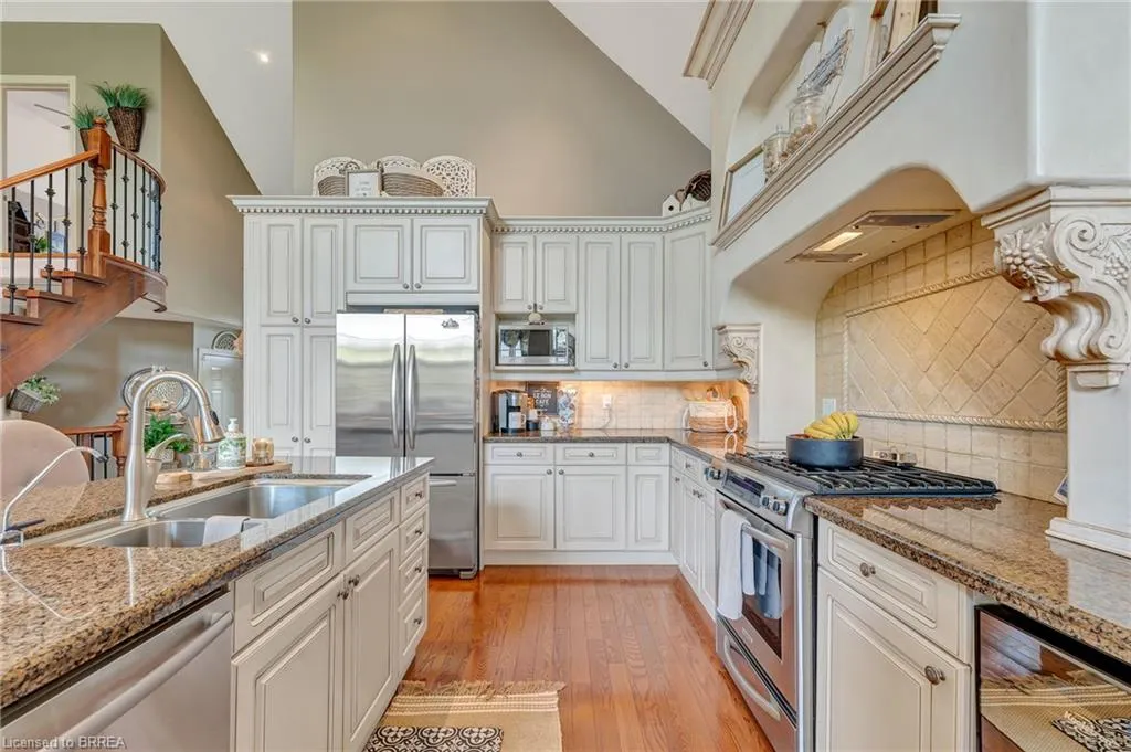 4 Macdonald Crescent
