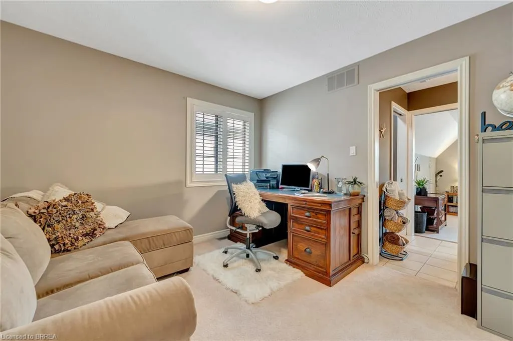 4 Macdonald Crescent