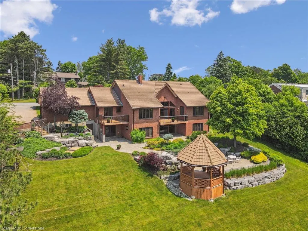 211 Edgehill Drive