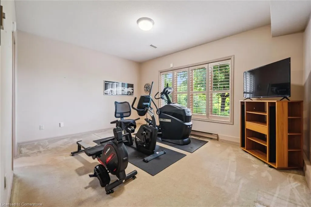 211 Edgehill Drive