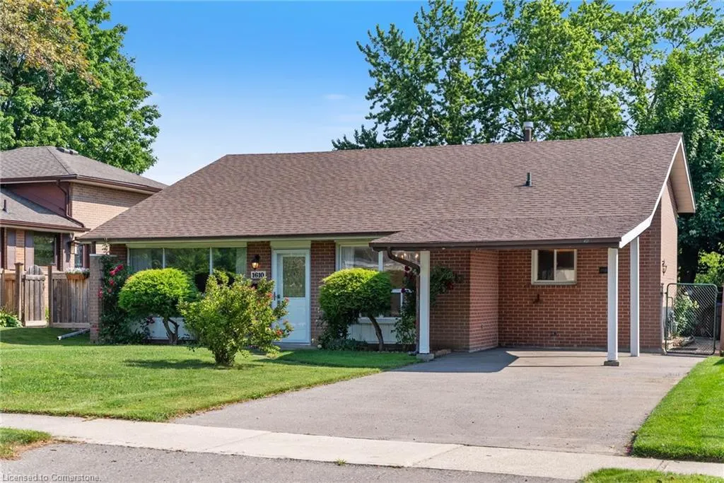1610 Hobbs Crescent