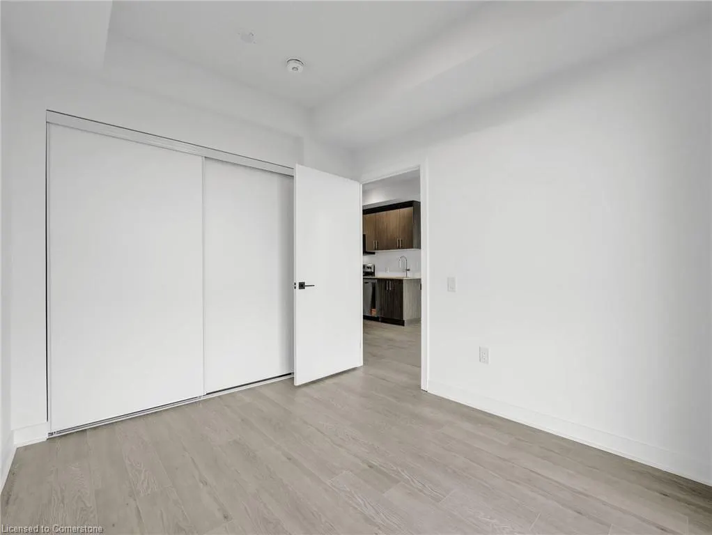 2782 Barton Street E, #1418