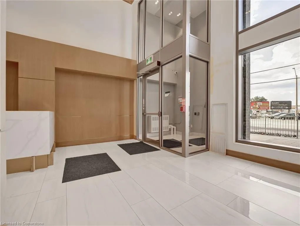 2782 Barton Street E, #1418