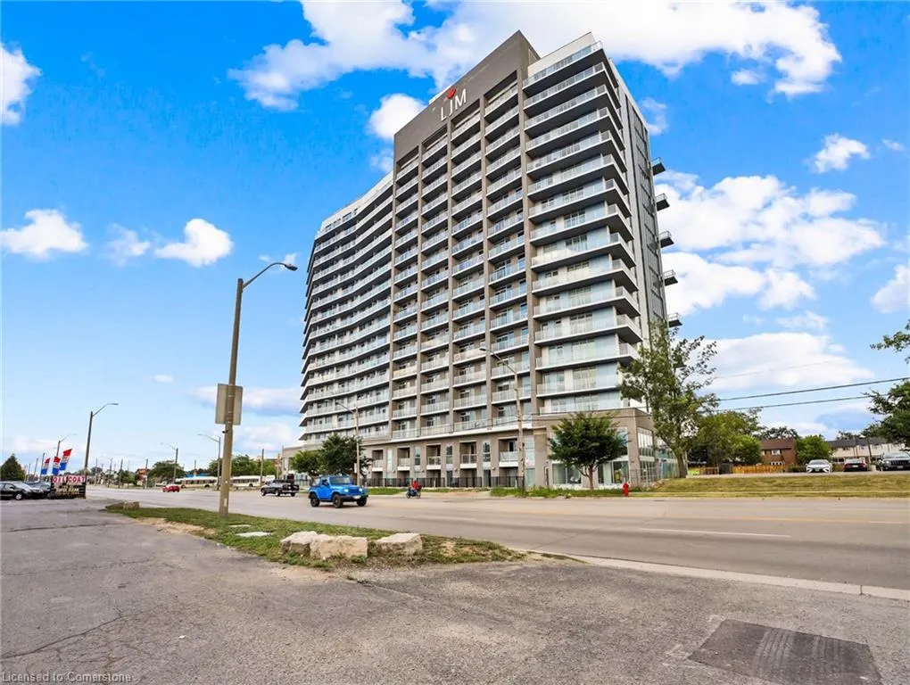 2782 Barton Street E, #1418