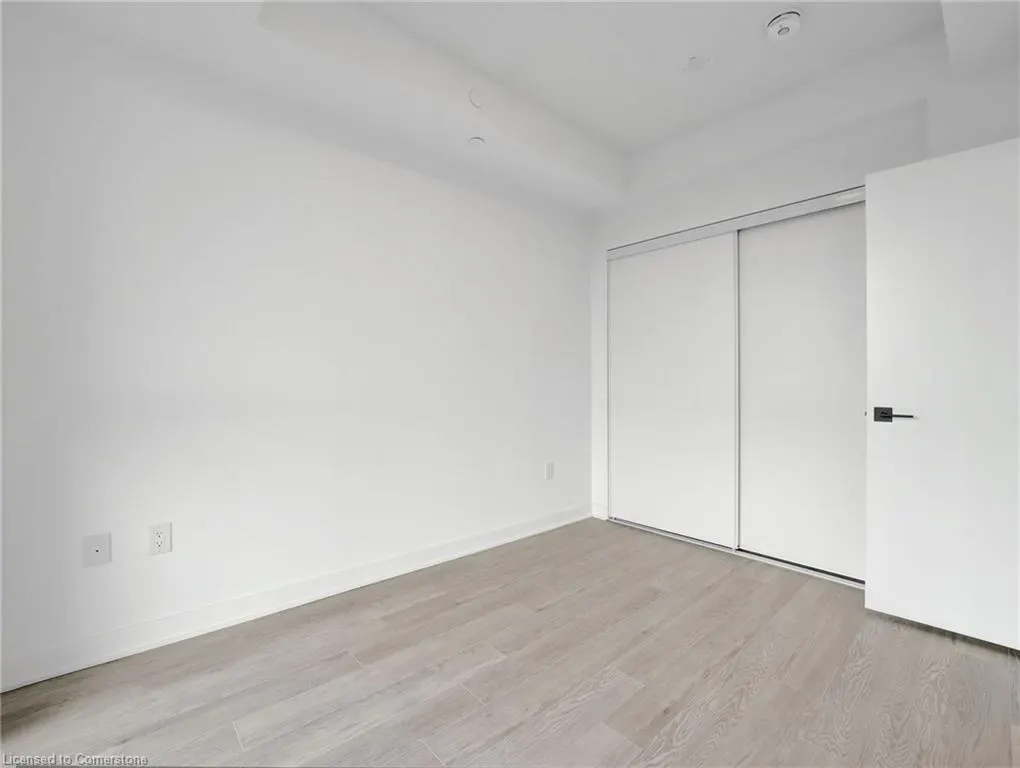2782 Barton Street E, #1418