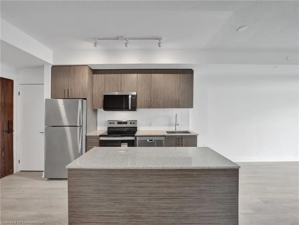 2782 Barton Street E, #1418