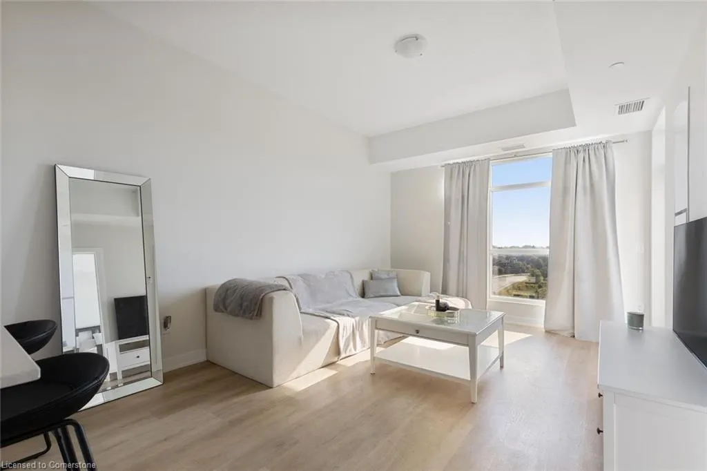 600 North Service Road, #619