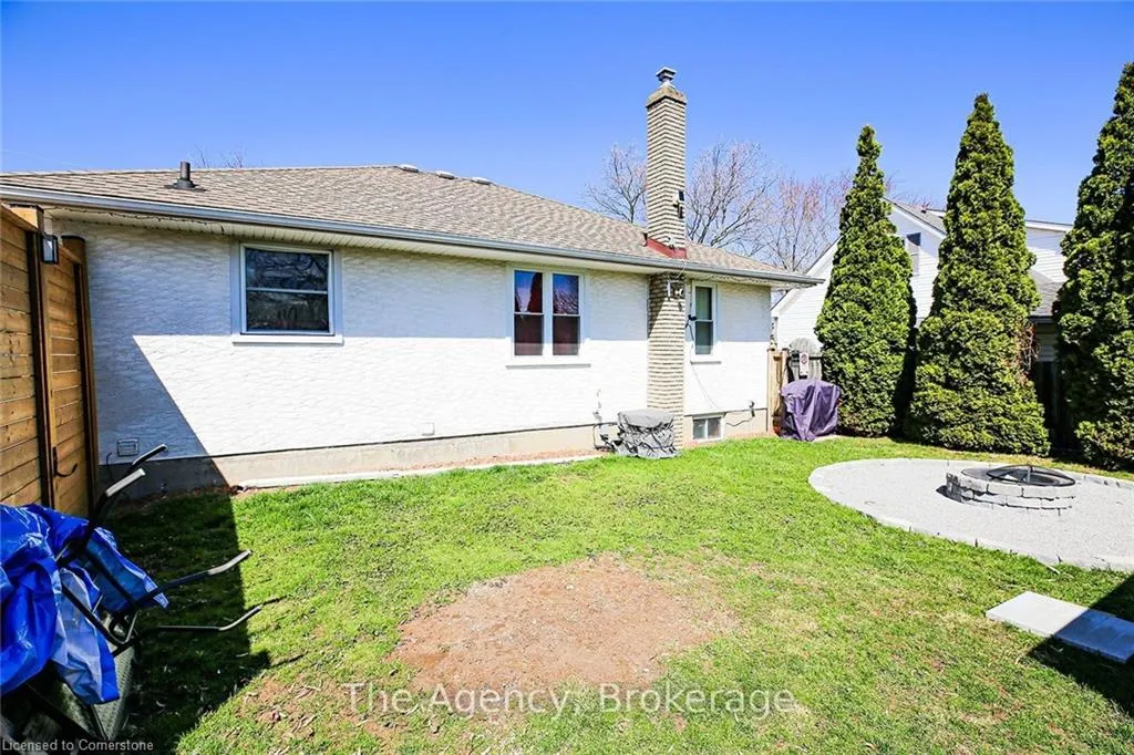14 Heywood Avenue