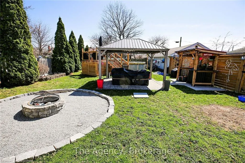 14 Heywood Avenue