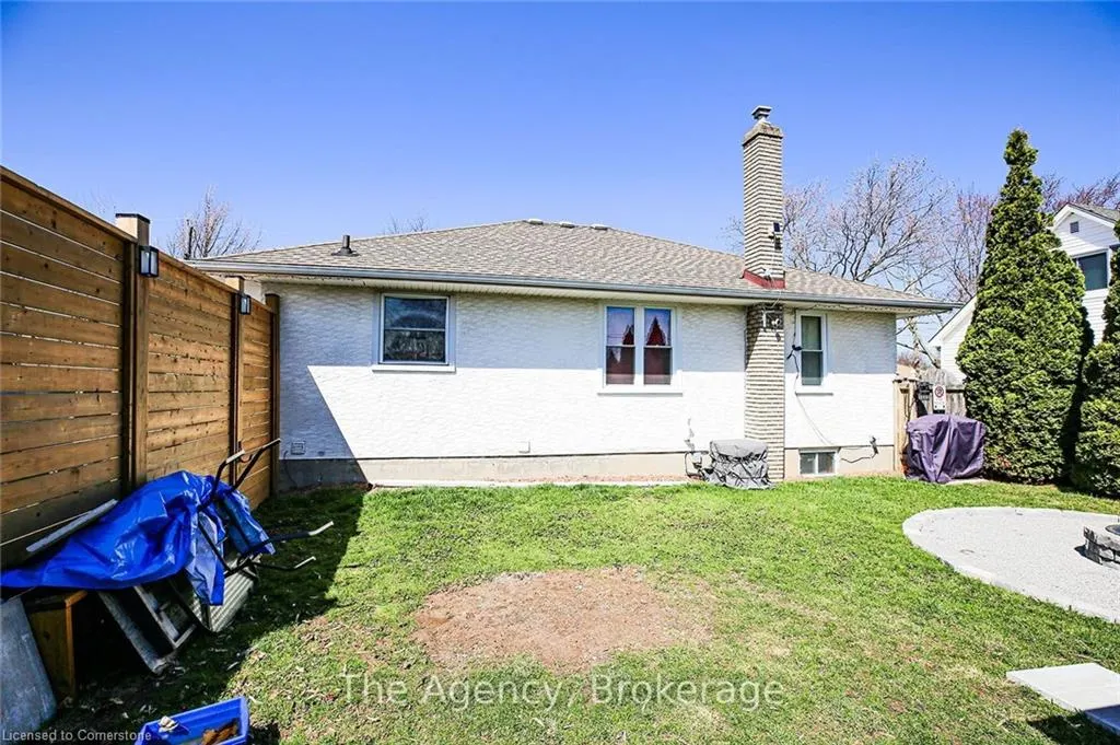 14 Heywood Avenue