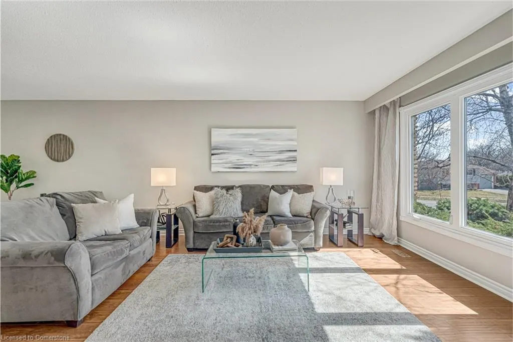 1351 Bryanston Court