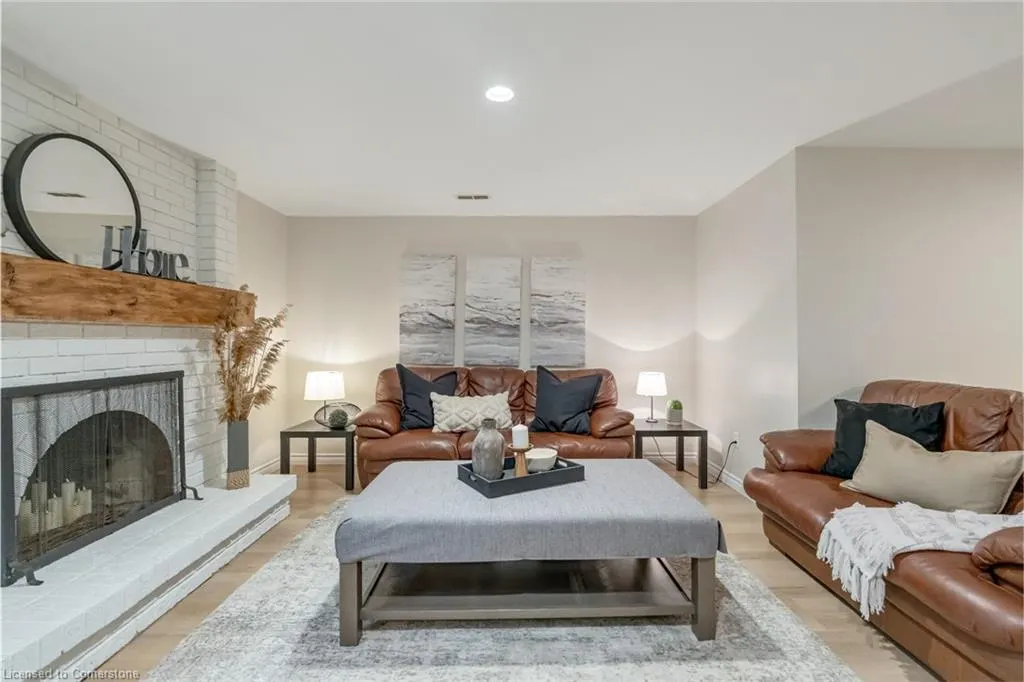 1351 Bryanston Court