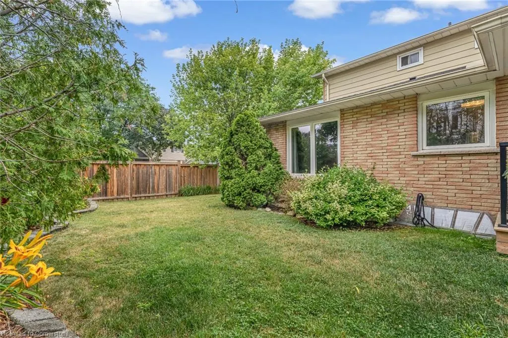 1351 Bryanston Court