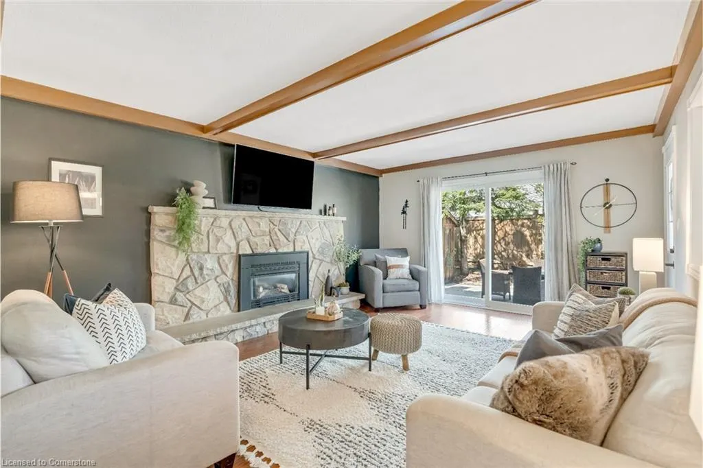 1351 Bryanston Court