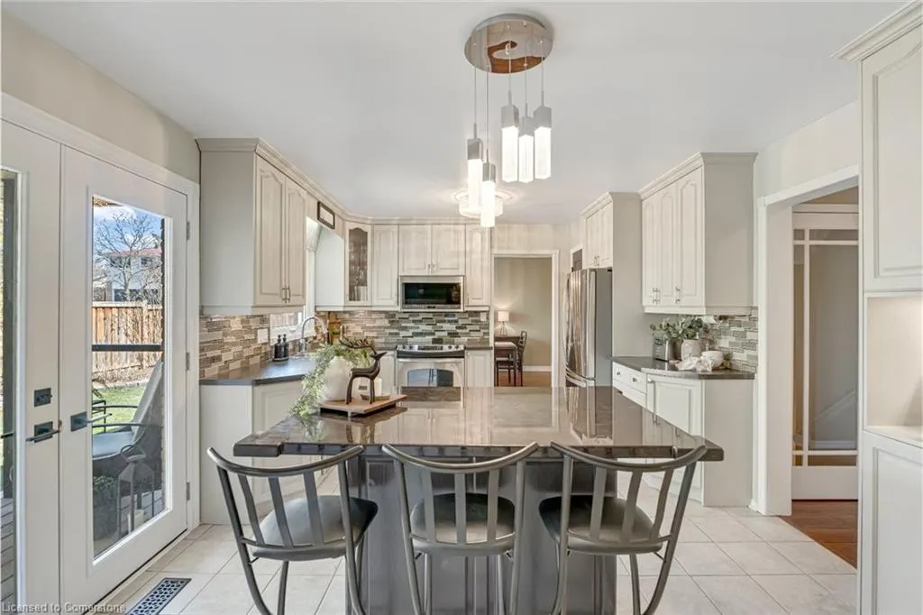 1351 Bryanston Court