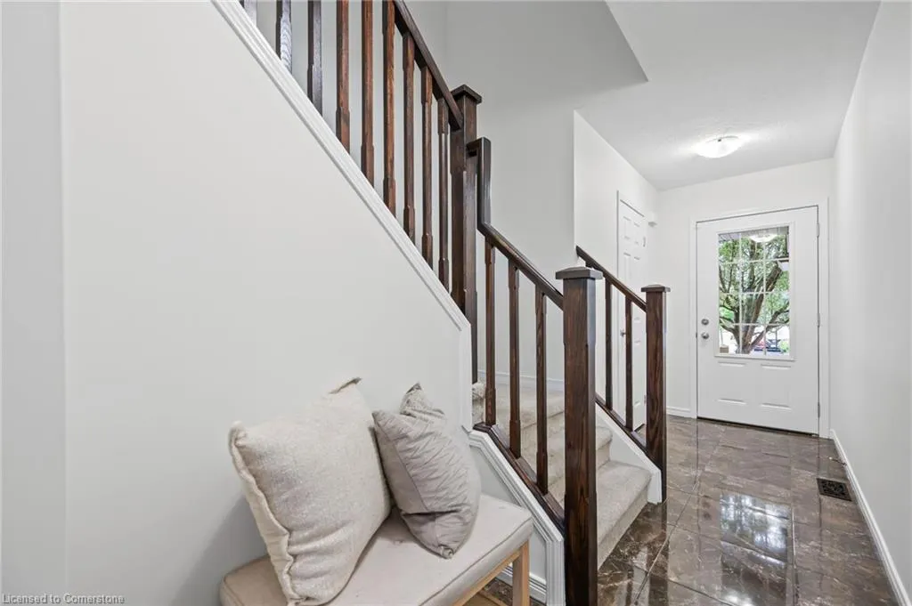 6 Upper Mercer Street, #D16