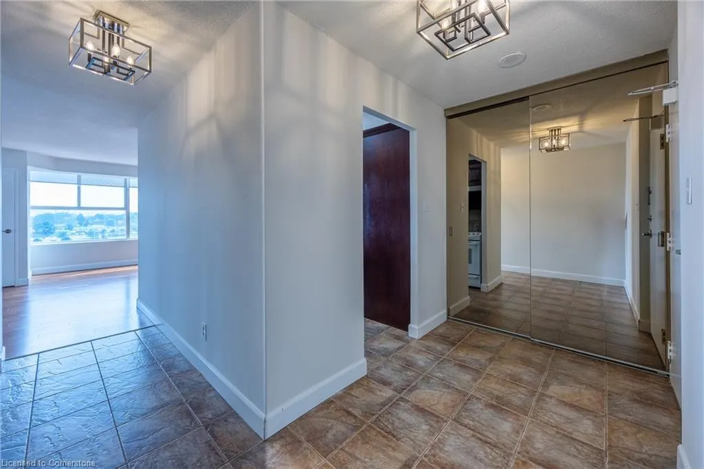 7 Gale Crescent, #504