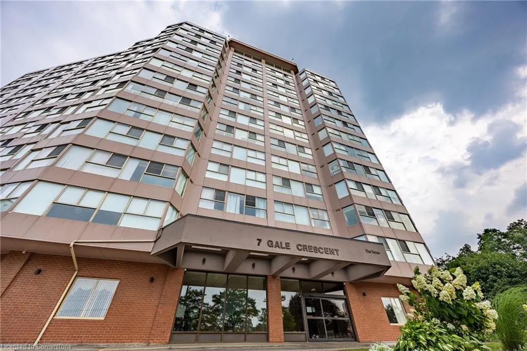 7 Gale Crescent, #504