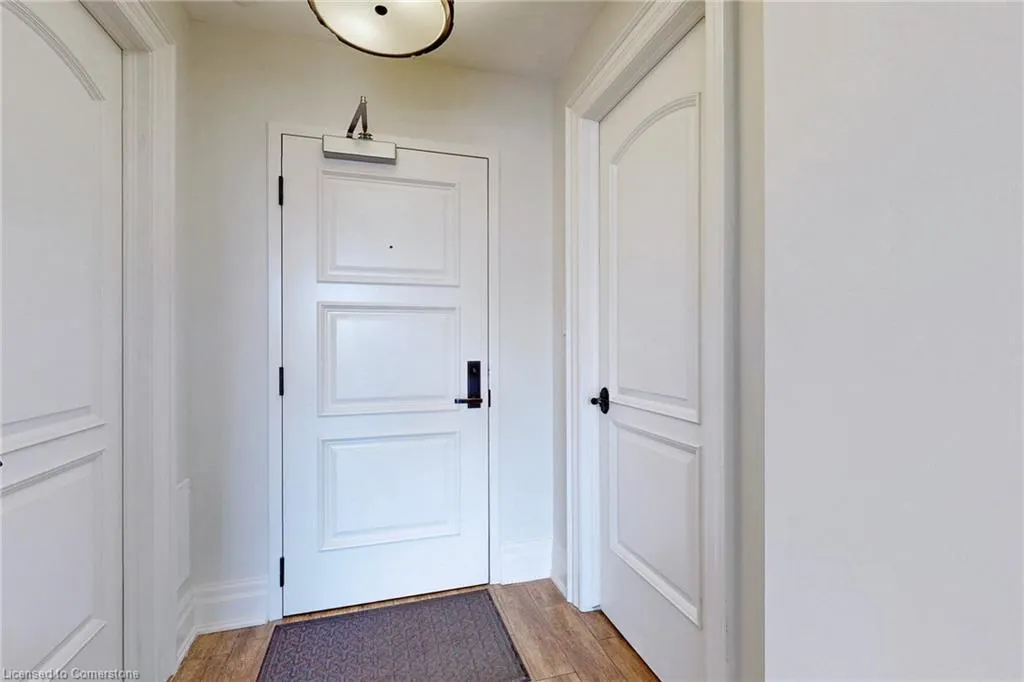 397 King Street W, #108
