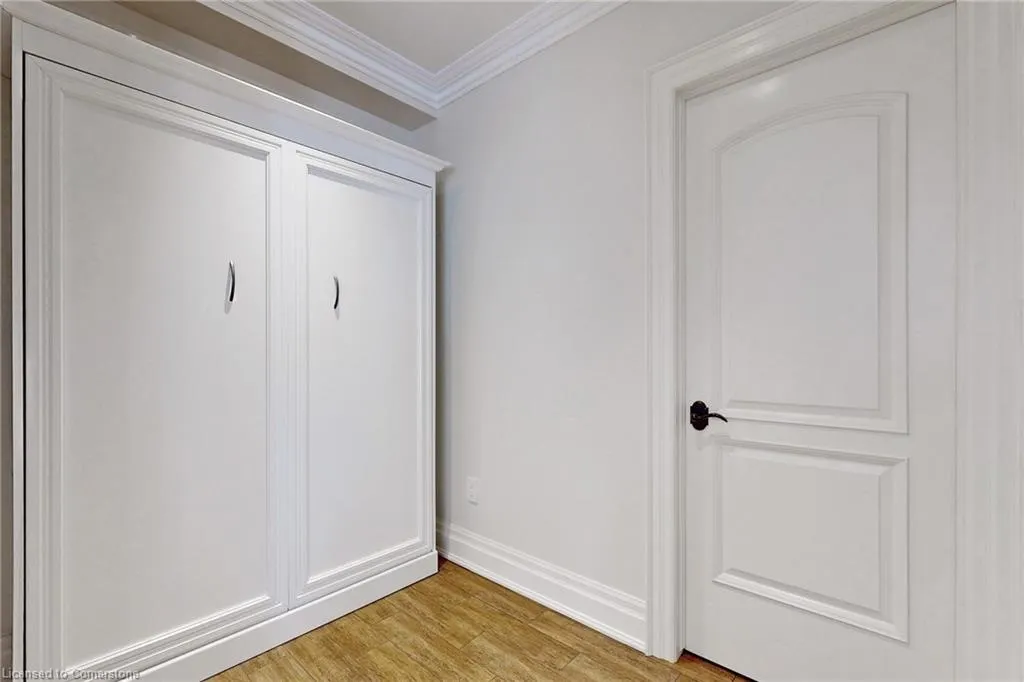 397 King Street W, #108