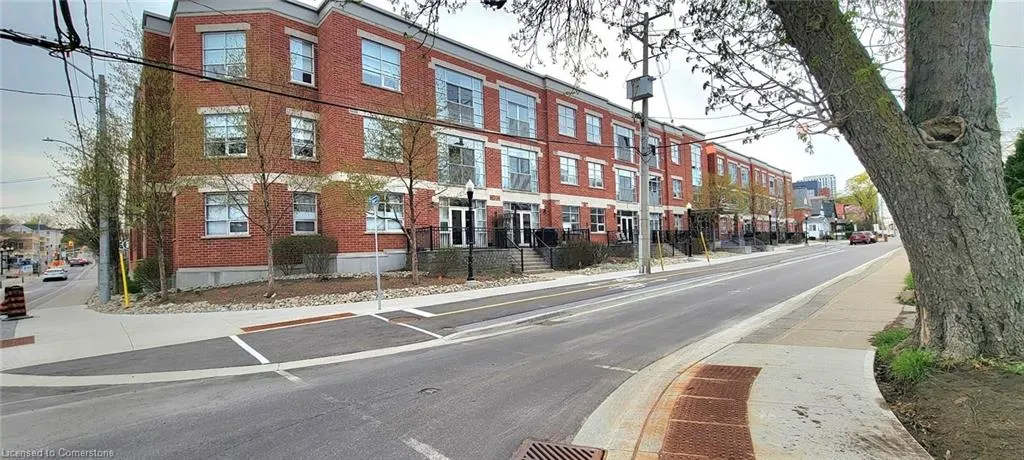 165 Duke Street E, #202