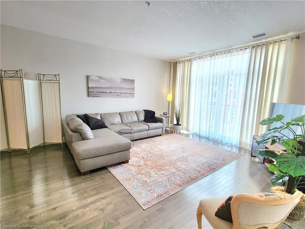 165 Duke Street E, #202